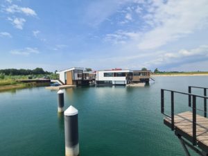 Floating houses Lentse Plas